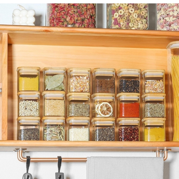 12pc Spice Jars with Bamboo Lids - Picture 4 of 9